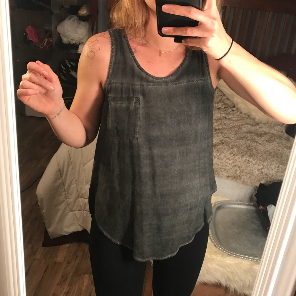 Gray Tank Top - Picture 2 of 5